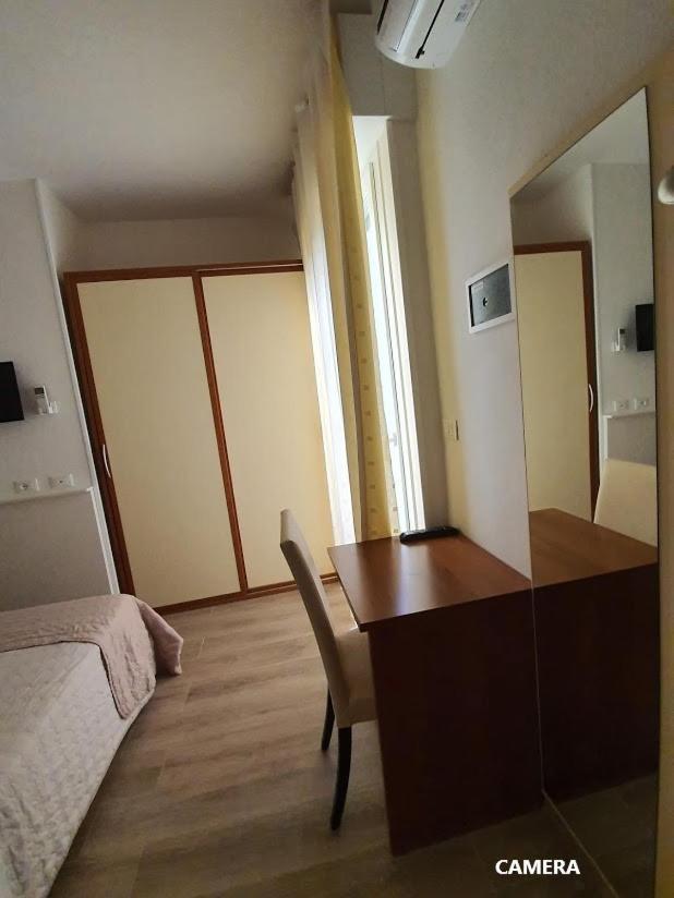 B&B Airone Cervia - Camere E Appartamenti Buitenkant foto