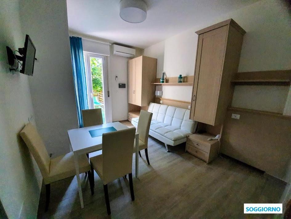 B&B Airone Cervia - Camere E Appartamenti Buitenkant foto