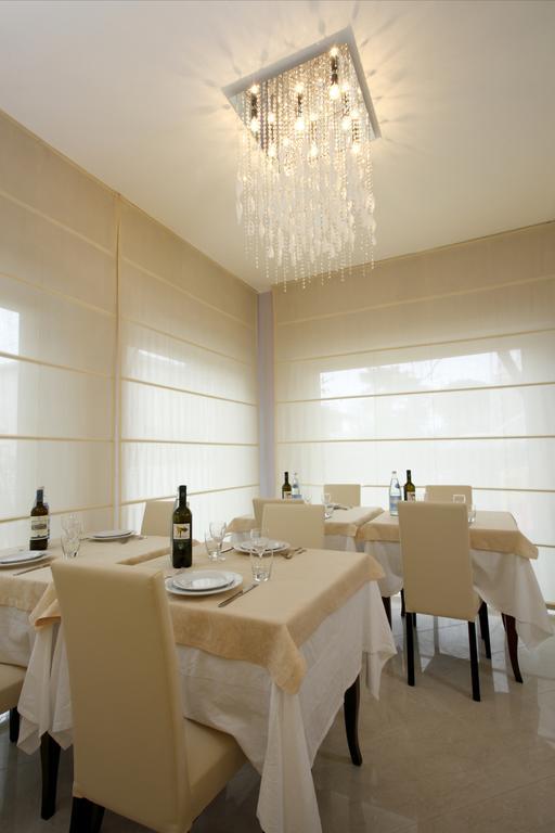 B&B Airone Cervia - Camere E Appartamenti Buitenkant foto