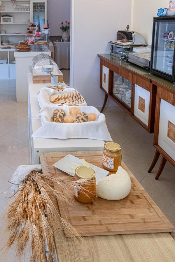 B&B Airone Cervia - Camere E Appartamenti Buitenkant foto