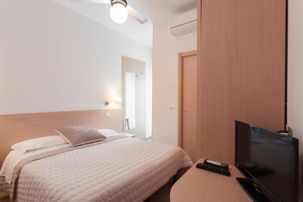 B&B Airone Cervia - Camere E Appartamenti Buitenkant foto