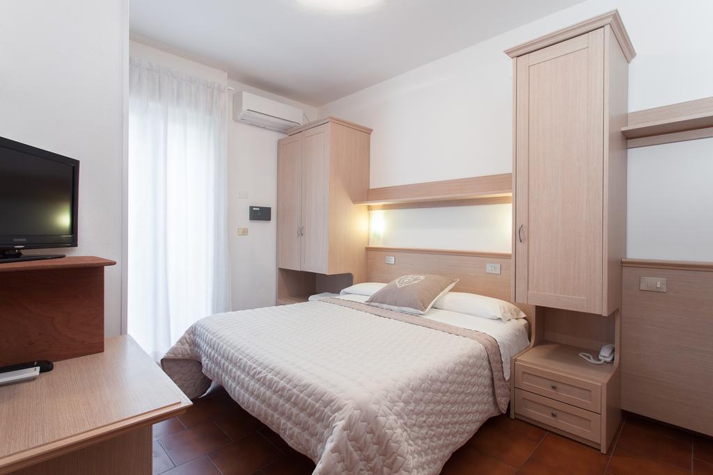 B&B Airone Cervia - Camere E Appartamenti Buitenkant foto