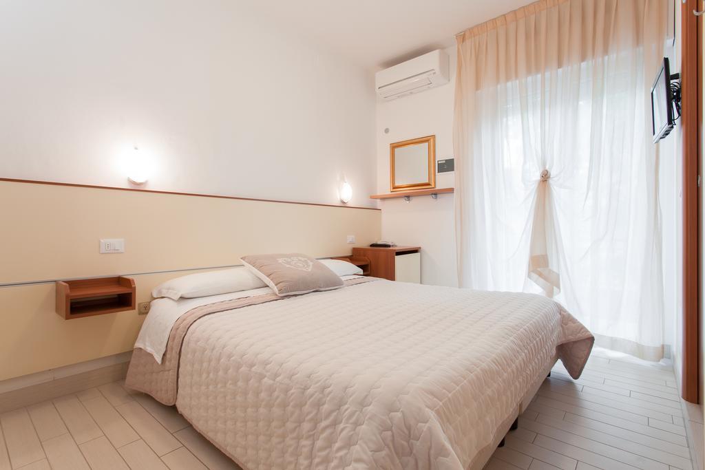 B&B Airone Cervia - Camere E Appartamenti Buitenkant foto