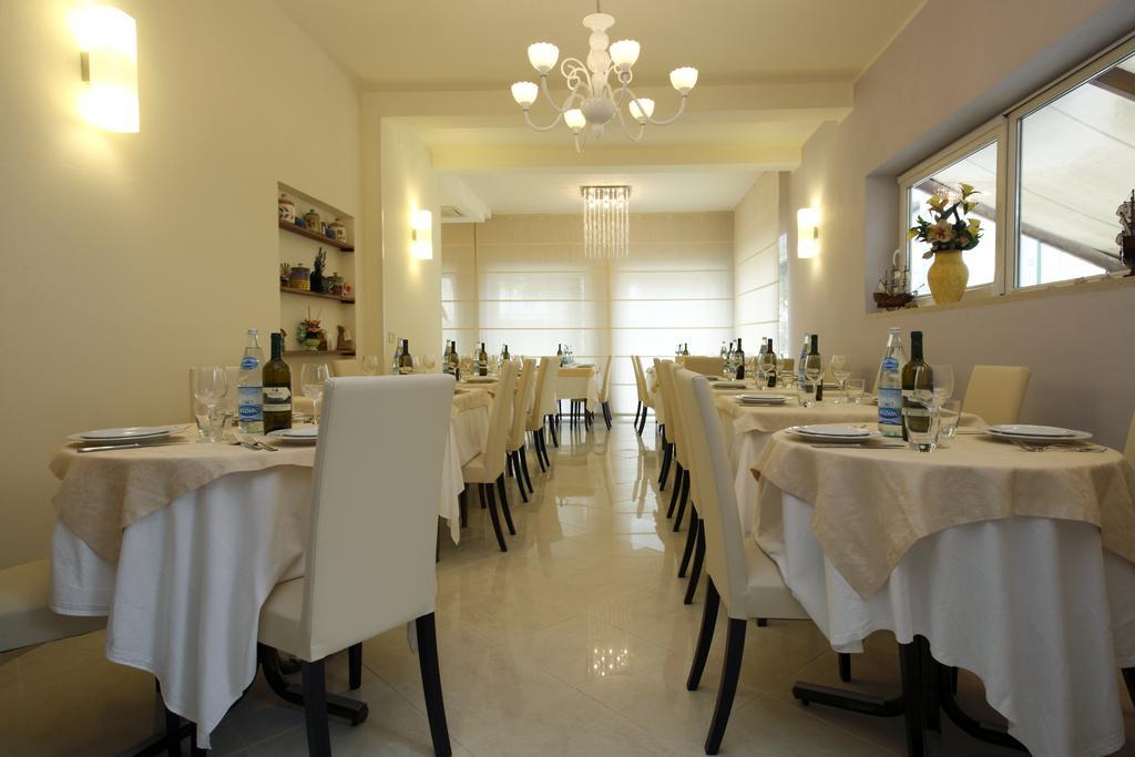 B&B Airone Cervia - Camere E Appartamenti Buitenkant foto